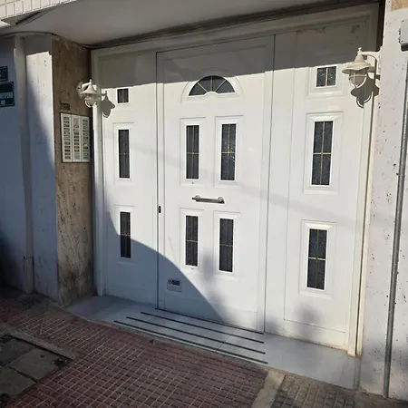 Apartment Loutraki شقة